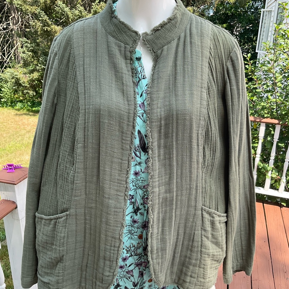 Olive Green Jacket / Gauze fabric./100% Cotton